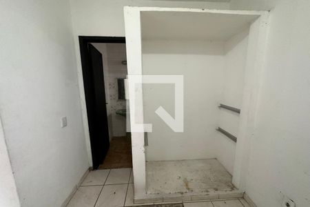 Casa à venda com 450m², 5 quartos e 3 vagas Casa à venda com 450m², 5 quartos e 3 vagasSuíte 2 - Área externa