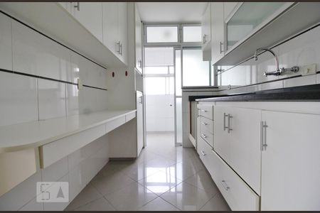Apartamento à venda com 84m², 2 quartos e 1 vagaCozinha