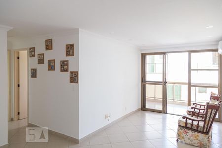 Sala de apartamento para alugar com 2 quartos, 80m² em Recreio dos Bandeirantes, Rio de Janeiro