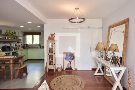 Sala de apartamento à venda com 2 quartos, 112m² em Vila Suzana, São Paulo