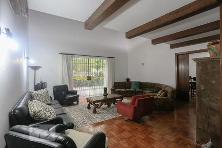 Casa à venda com 350m², 5 quartos e 4 vagasSala