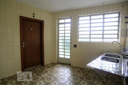 Casa à venda com 350m², 5 quartos e 4 vagasÁrea de Serviço