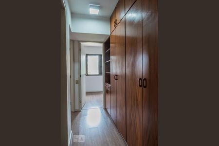 Apartamento à venda com 100m², 3 quartos e 2 vagas Apartamento à venda com 100m², 3 quartos e 2 vagasCorredor