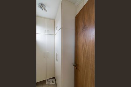 Apartamento à venda com 98m², 2 quartos e 2 vagasDespensa