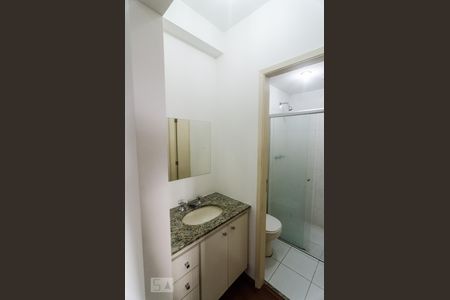 Banheiro de apartamento para alugar com 1 quarto, 35m² em Alto da Mooca, São Paulo