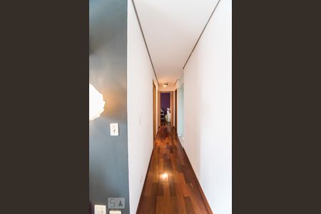 Corredor dos Quartos de apartamento para alugar com 3 quartos, 85m² em Jardim, Santo André