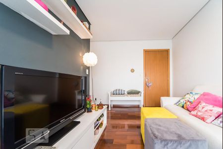 Sala de apartamento para alugar com 3 quartos, 85m² em Jardim, Santo André