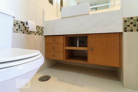 Apartamento à venda com 60m², 1 quarto e 2 vagas Apartamento à venda com 60m², 1 quarto e 2 vagasBanheiro