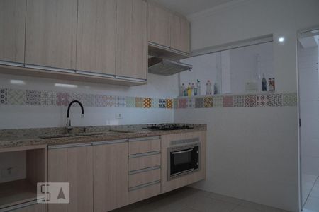 Casa à venda com 125m², 3 quartos e 2 vagas Casa à venda com 125m², 3 quartos e 2 vagasCozinha