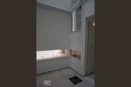 Casa à venda com 125m², 3 quartos e 2 vagas Casa à venda com 125m², 3 quartos e 2 vagasÁrea de Serviço