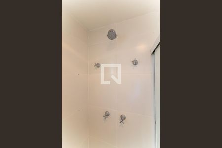 Apartamento para alugar com 68m², 2 quartos e 1 vaga Apartamento para alugar com 68m², 2 quartos e 1 vagaBanheiro da Suíte