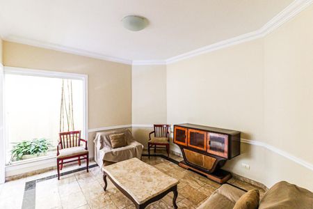 Sala de estar de casa para alugar com 4 quartos, 216m² em Jardim Petrópolis, São Paulo