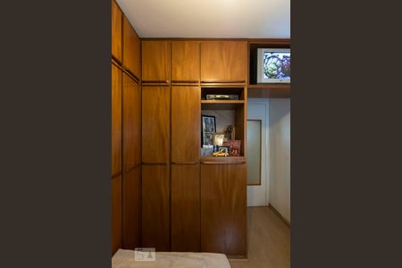 Apartamento à venda com 90m², 3 quartos e 2 vagasQuarto 3 - Suíte (Armários)