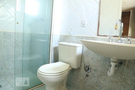 Apartamento à venda com 90m², 3 quartos e 2 vagasBanheiro da suíte