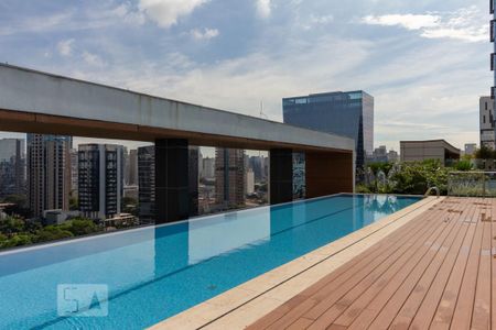 Apartamento para alugar com 61m², 1 quarto e 2 vagas Apartamento para alugar com 61m², 1 quarto e 2 vagasPiscina