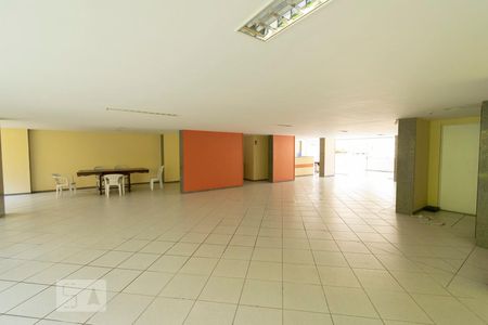 Apartamento à venda com 280m², 3 quartos e 2 vagas Apartamento à venda com 280m², 3 quartos e 2 vagasSalão de Festas