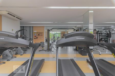 Apartamento à venda com 110m², 3 quartos e 2 vagas Apartamento à venda com 110m², 3 quartos e 2 vagasAcademia