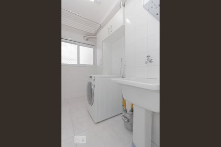 Apartamento à venda com 110m², 3 quartos e 2 vagas Apartamento à venda com 110m², 3 quartos e 2 vagasÁrea de serviço