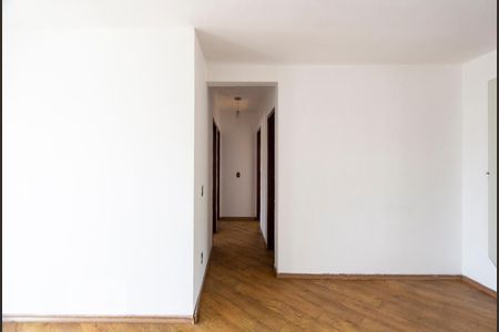 Sala de apartamento para alugar com 3 quartos, 70m² em Vila Parque Jabaquara, São Paulo