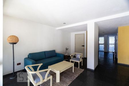 Apartamento à venda com 70m², 3 quartos e 1 vagaHall social