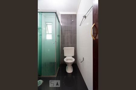 Banheiro social de apartamento para alugar com 3 quartos, 70m² em Vila Parque Jabaquara, São Paulo