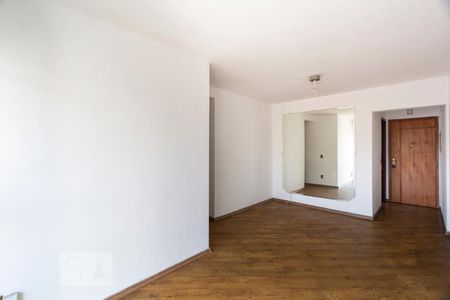 Sala de apartamento para alugar com 3 quartos, 70m² em Vila Parque Jabaquara, São Paulo