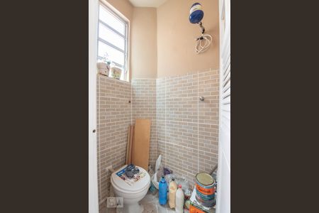 Apartamento à venda com 96m², 3 quartos e sem vagaBanheiro de serviço