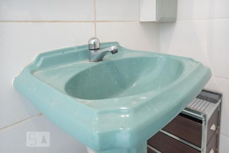 Apartamento à venda com 96m², 3 quartos e sem vagaBanheiro social