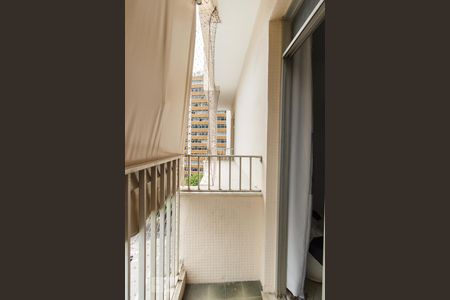 Apartamento à venda com 128m², 3 quartos e 2 vagasSacada