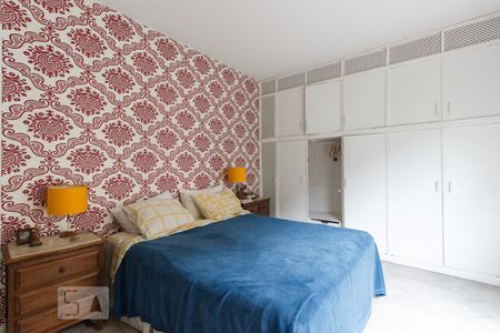 Apartamento à venda com 128m², 3 quartos e 2 vagasSuíte