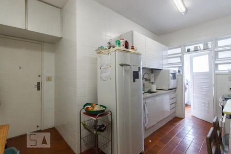 Apartamento à venda com 128m², 3 quartos e 2 vagasCozinha