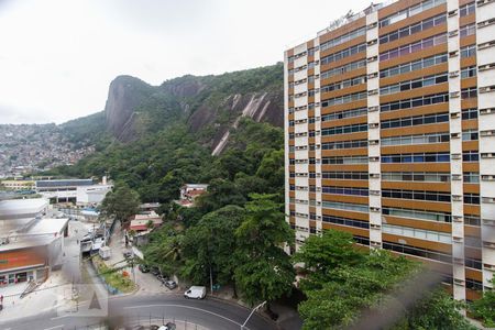 Apartamento à venda com 128m², 3 quartos e 2 vagasVista Sacada