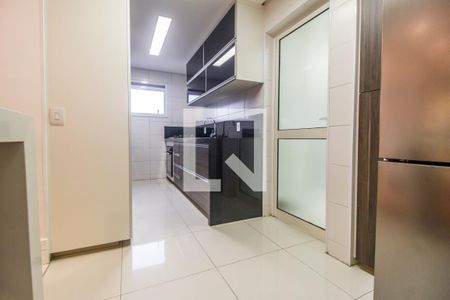 Apartamento à venda com 106m², 3 quartos e 2 vagasCozinha