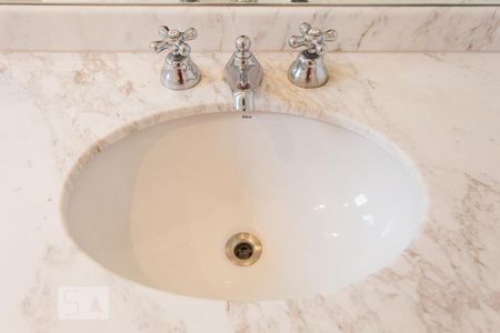 Apartamento para alugar com 150m², 3 quartos e 3 vagas Apartamento para alugar com 150m², 3 quartos e 3 vagasBanheiro Suíte 02