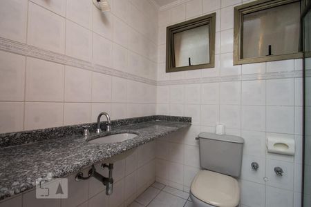 Banheiro de apartamento para alugar com 2 quartos, 100m² em Cerâmica, São Caetano do Sul
