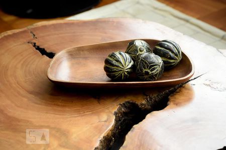 Apartamento à venda com 300m², 4 quartos e 2 vagas Apartamento à venda com 300m², 4 quartos e 2 vagasDetalhe Sala