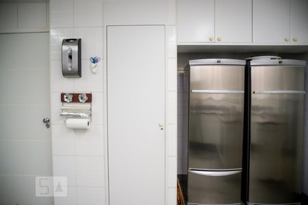 Apartamento à venda com 300m², 4 quartos e 2 vagas Apartamento à venda com 300m², 4 quartos e 2 vagasCozinha
