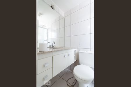 Apartamento à venda com 70m², 3 quartos e 1 vaga Apartamento à venda com 70m², 3 quartos e 1 vagaSuite