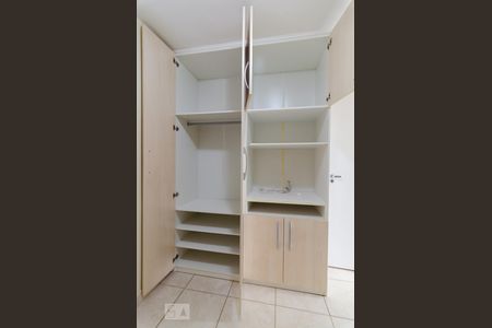 Apartamento à venda com 70m², 3 quartos e 1 vaga Apartamento à venda com 70m², 3 quartos e 1 vagaQuarto 2