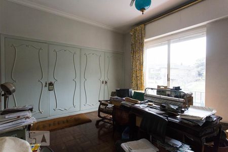 Casa para alugar com 500m², 4 quartos e 8 vagas Casa para alugar com 500m², 4 quartos e 8 vagasQuarto 04