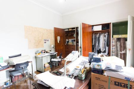 Casa para alugar com 500m², 4 quartos e 8 vagas Casa para alugar com 500m², 4 quartos e 8 vagasQuarto 04