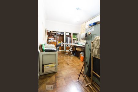 Casa para alugar com 500m², 4 quartos e 8 vagas Casa para alugar com 500m², 4 quartos e 8 vagasQuarto 04