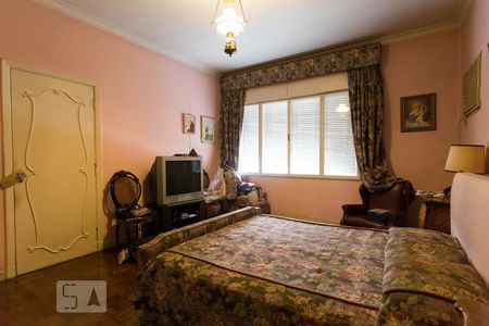 Casa para alugar com 500m², 4 quartos e 8 vagas Casa para alugar com 500m², 4 quartos e 8 vagasQuarto 01