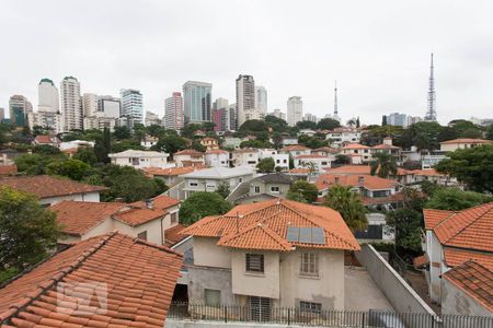 Casa para alugar com 500m², 4 quartos e 8 vagas Casa para alugar com 500m², 4 quartos e 8 vagasVista