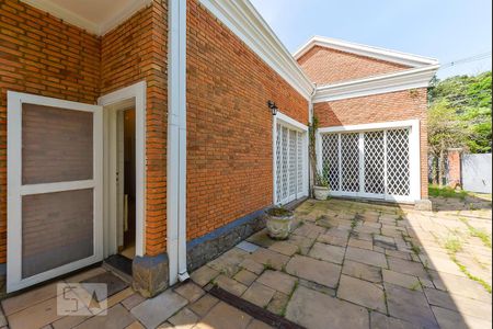 Casa à venda com 350m², 3 quartos e 8 vagas Casa à venda com 350m², 3 quartos e 8 vagasArea Externa