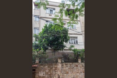 Apartamento à venda com 65m², 2 quartos e sem vaga Apartamento à venda com 65m², 2 quartos e sem vagaFachada do prédio