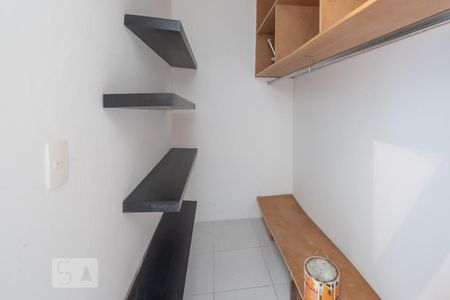 Apartamento à venda com 65m², 2 quartos e sem vaga Apartamento à venda com 65m², 2 quartos e sem vagaQuarto de serviço