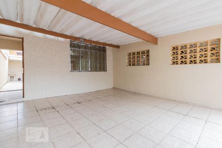 Casa à venda com 130m², 2 quartos e 2 vagas Casa à venda com 130m², 2 quartos e 2 vagasGaragem