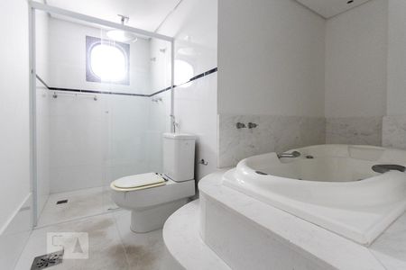 Apartamento à venda com 600m², 4 quartos e 3 vagas Apartamento à venda com 600m², 4 quartos e 3 vagasbanheiro suite principal