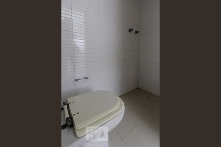 Apartamento à venda com 600m², 4 quartos e 3 vagas Apartamento à venda com 600m², 4 quartos e 3 vagasbanheiro